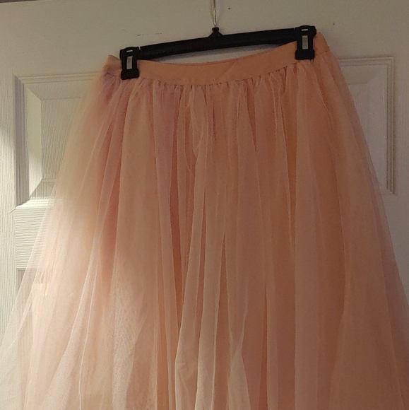 Tulle skirt - Picture 1 of 2